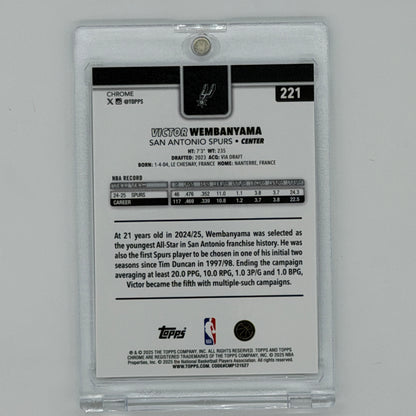 Victor Wembanyama San Antonio Spurs NBA Basketball Topps 2025 Chrome Refractor